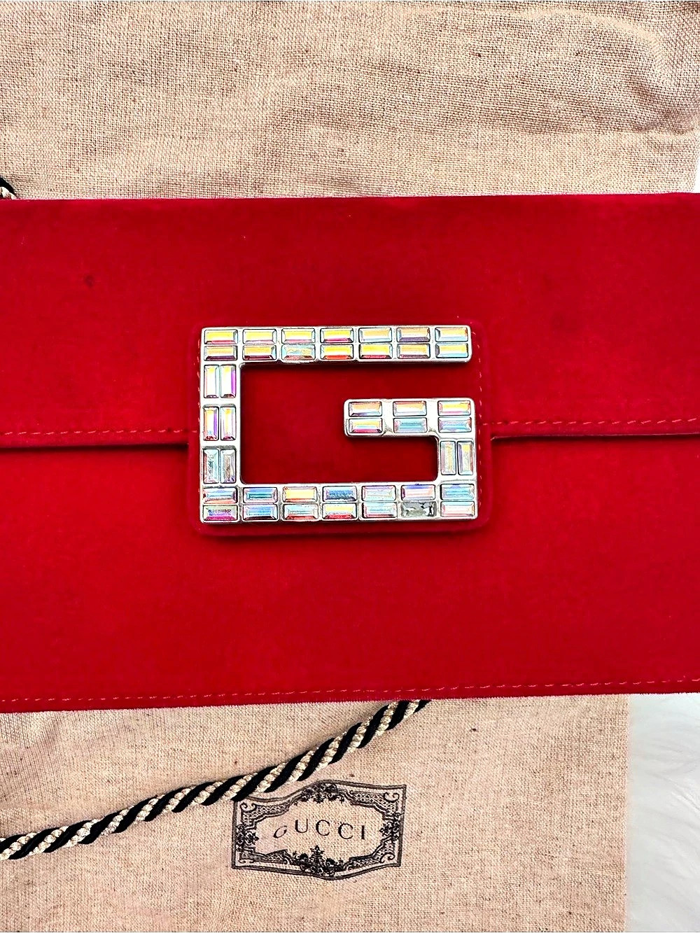 Gucci Broadway Crystal G Velvet Shoulder Bag Red GG Clasp Shoulder/crossbody Bag